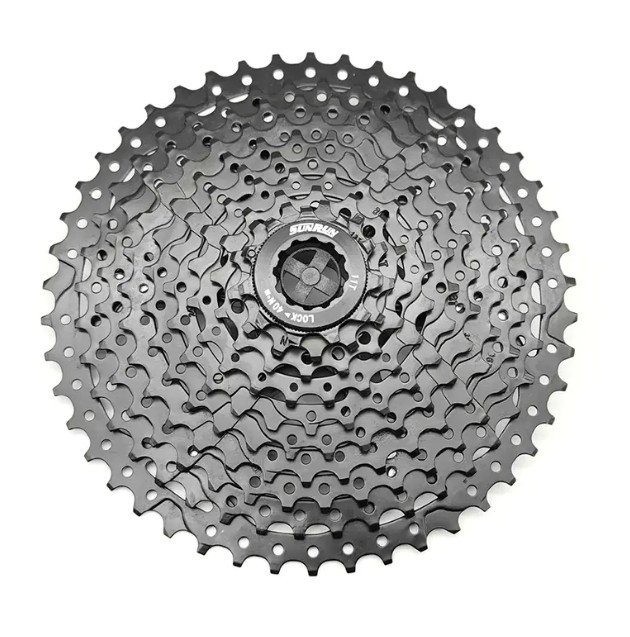 In terms of material selection, what performance advantages do steel and alloy bring to this MTB Bicycle Cassette Sprocket?